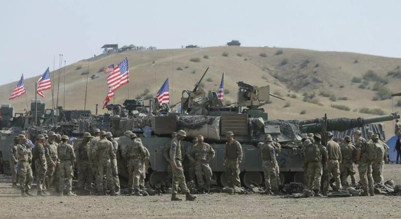 Amerika szíriai célpontokat tarolt le