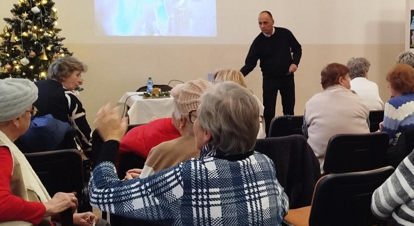 „A karácsony nem dekoráció!” – udvardi találkozás Nagy András esperes plébánossal