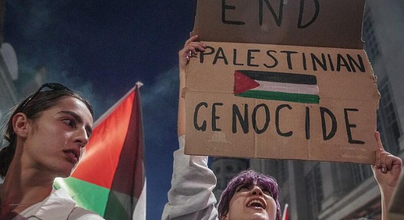 Két letartóztatás az intifádát követelő jelszó használata miatt