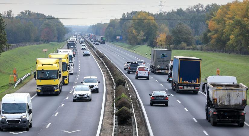 Készüljön fel ha az M1-es autópályát választja, akkora a forgalom a sztrádán