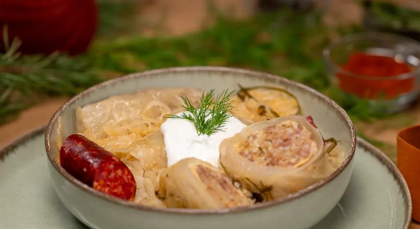 Nagymamám féltve őrzött receptje - erdélyi töltött káposzta karácsonyra