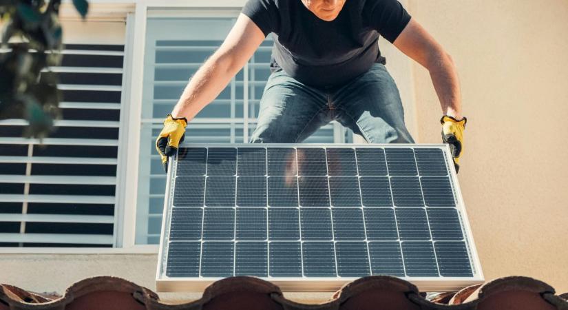 Vissza nem térítendő segítség a napelemmel rendelkező háztartásoknak