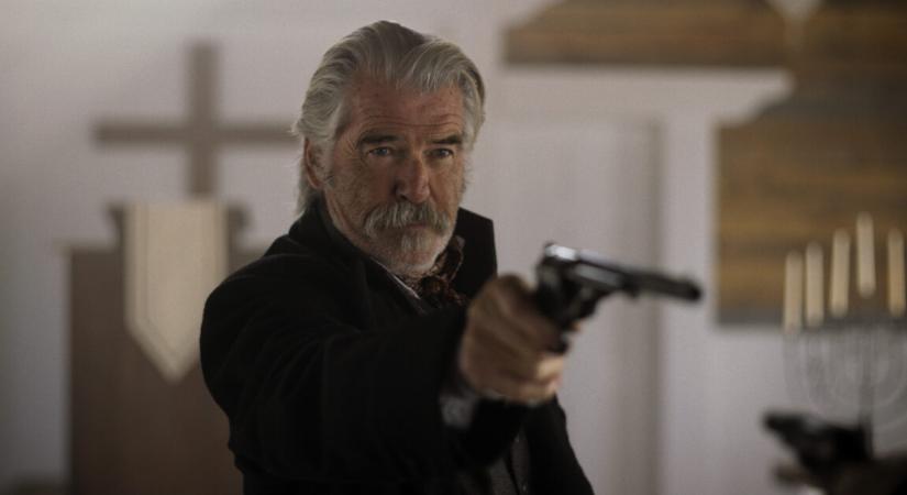 Pierce Brosnan westernfilmje hirtelen a globális toplisták élmezőnyébe ugrott