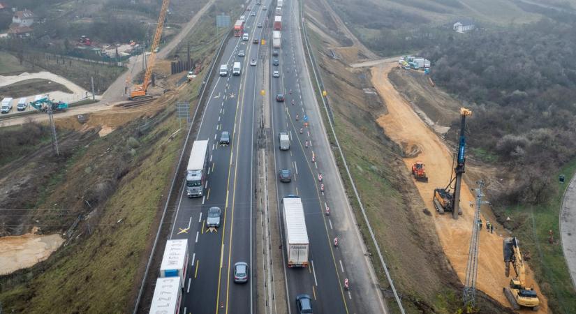 Rendkívül erős a tranzitforgalom kelet felé