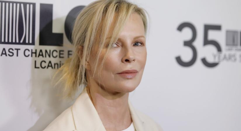 Kim Basinger 72 évesen is elképesztő formában van – így néz ki most a legendás Bond-lány