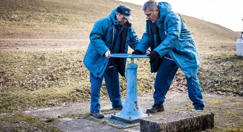 Vízért kiált a gemenci erdő – rendkívüli beavatkozás indult a Dunánál