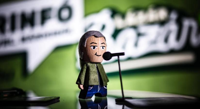 Lázár János felrobbantotta a cukiságbombát: már nem csak az Orbán-pulcsi a menő