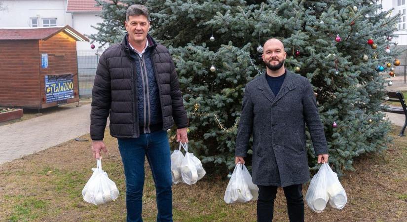 Hajnalban rotyogni kezdett a dorozsmai káposzta, több mint ezerötszáz adag jutott a rászorulóknak