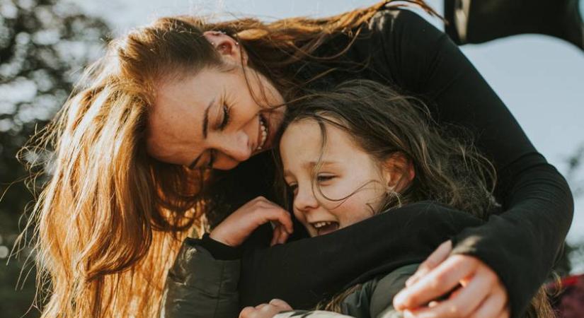 Eddig lehet nevelni a gyereket – Vekerdy szerint ezután már hiábavaló