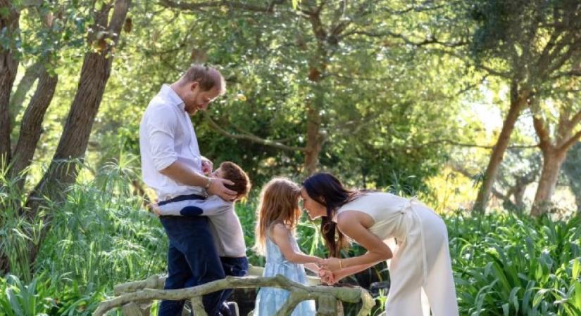 Megérkezett Harry és Meghan karácsonyi üdvözlőlapja is