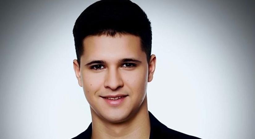 Karácsonyi dallal lepte meg rajongóit a Dal sztárja – egy percre sem pihen a fiatal somogyi énekes