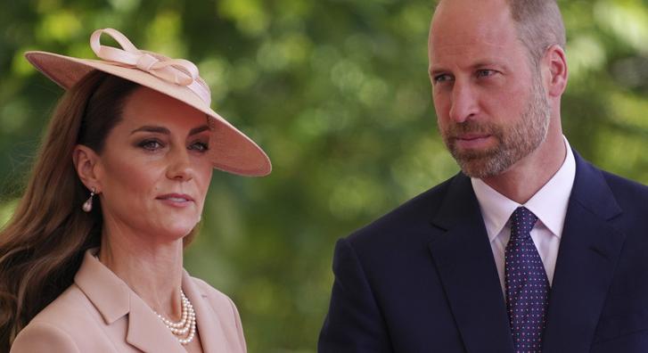 Valami nem stimmel Katalin hercegnéék karácsonyi családi fotójával