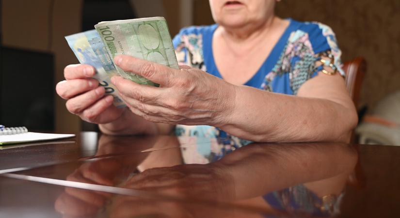 A konszolidáció miatt nem marad el a januári nyugdíjemelés