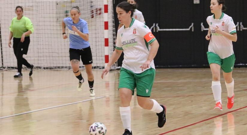 Munka mellett focizik és négy gyermeket is nevel Szabó Boglárka