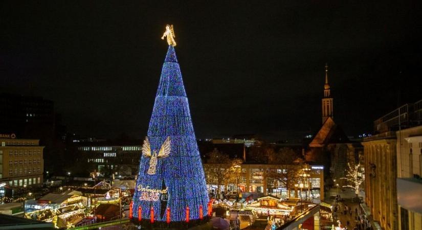 Megvan az új karácsonyi listavezető: letaszították Mariah Careyt a trónról (VIDEÓ)