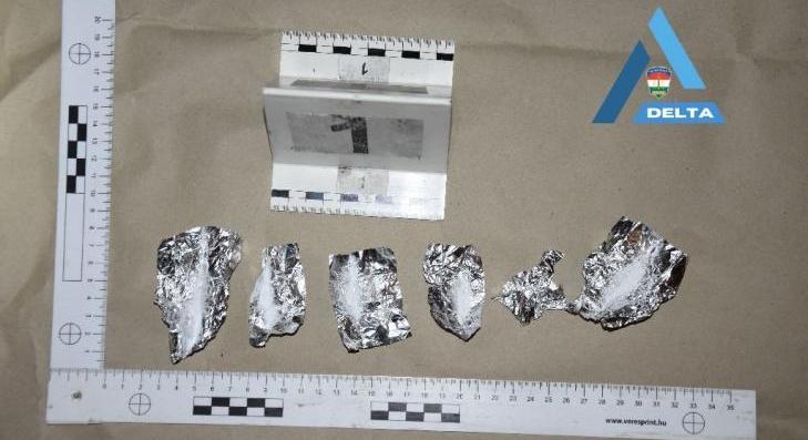 Újabb dílerek rács mögött 