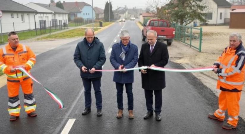 Újabb 10 milliárd forintos pályázat indul a falusi infrastruktúra fejlesztésére