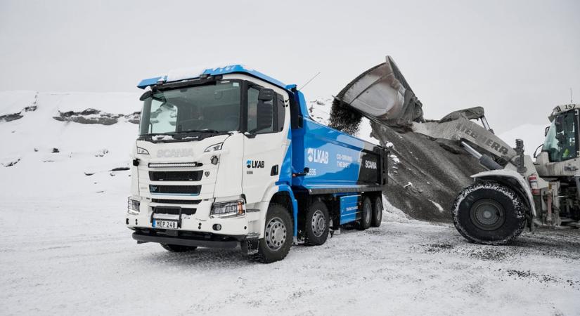 Sokatmondó becenevet kapott ez a teherautó