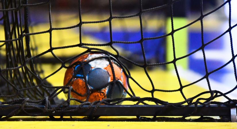 Női kézilabda: egyre mélyül a dunaújvárosi csapat válsága