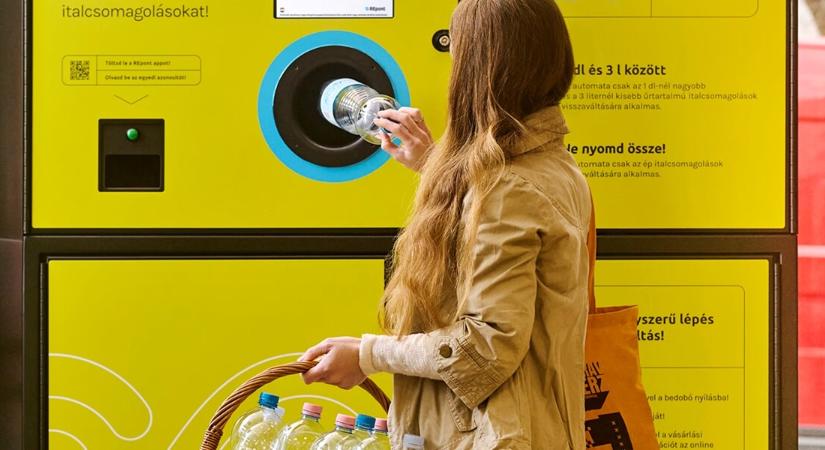 Te is megszívtad már a teli automatával? Itt a MOHU nagy karácsonyi bejelentése a REpontokról