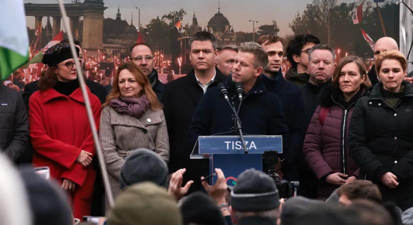 Magyar Péter szerint Orbán és a nagyurak több millió magyart tartanak poloskának, másik több milliót külföldinek