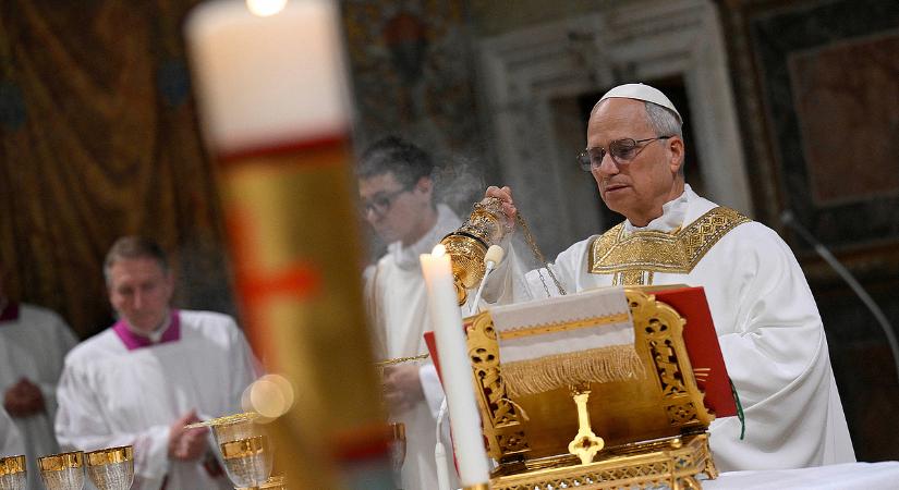 Rendkívüli bejelentés: Leó pápa a Vatikánba hívatta a bíborosokat
