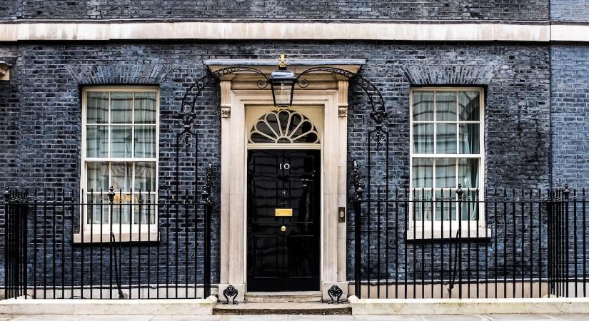 Az EU kudarca után a britek is elálltak az őrült tervtől