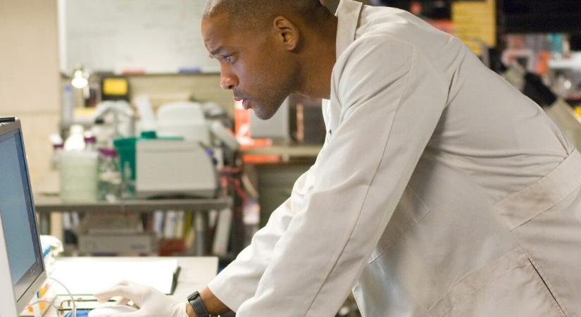 18 év után is tömegek nézik Will Smith 150 millió dolláros sci-fi klasszikusát