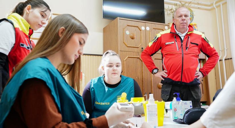 Szűrővizsgálatokkal is segített a DEKOM Domboson