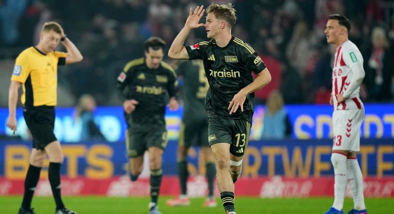 Schäfer csereként beállva szerzett győztes gólt a Bundesligában