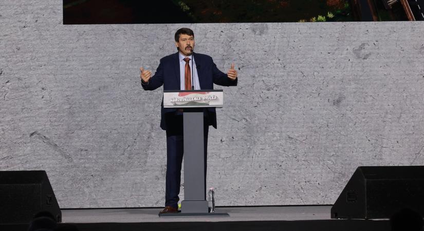 A kormány elnyomja Budapestet? Éppen ellenkezőleg!