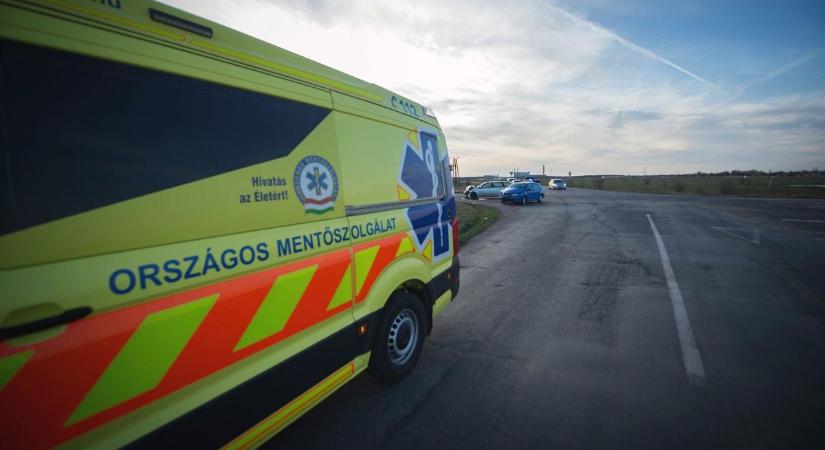 Baleset Cibakházán: nem úszta meg sérülés nélkül az autóját totálkárosra törő nő