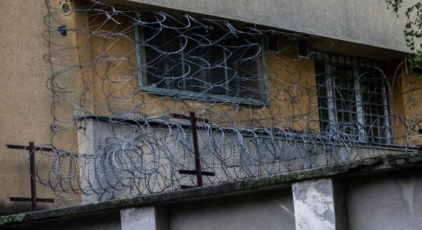 Rétvári: Csak jogerős ítélettel vonhatnánk vissza a Szőlő utcai nevelőnő állami díját