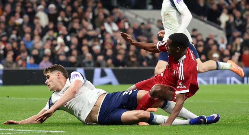 Vezéráldozat és győzelem a Liverpool londoni „kirándulásán”