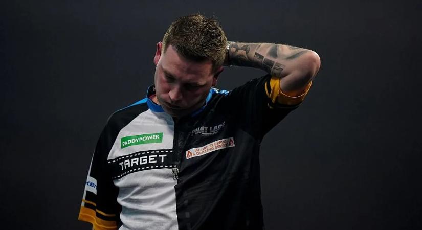 A 2023-as győztes és a tavalyi elődöntős is elbúcsúzott a darts-vb-n