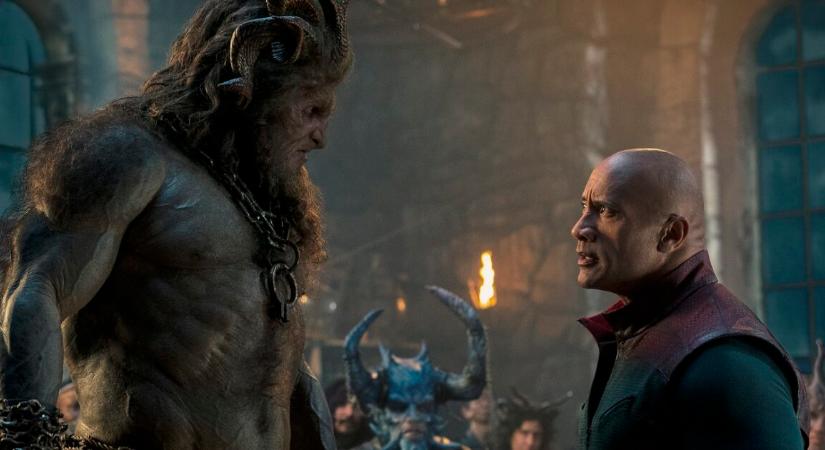 1 évvel a bukás után új életre kelt Dwayne Johnson akcióvígjátéka