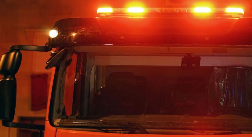 Felborult egy autó Szentkirályon