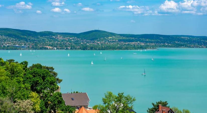 Életveszélyessé vált a Balaton ikonikus látványossága: teljesen el kellett bontani