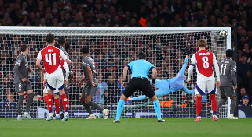 2025 legzseniálisabb góljai – A szabadrúgás, amelynél a világ legjobb kapusa is esélytelen volt