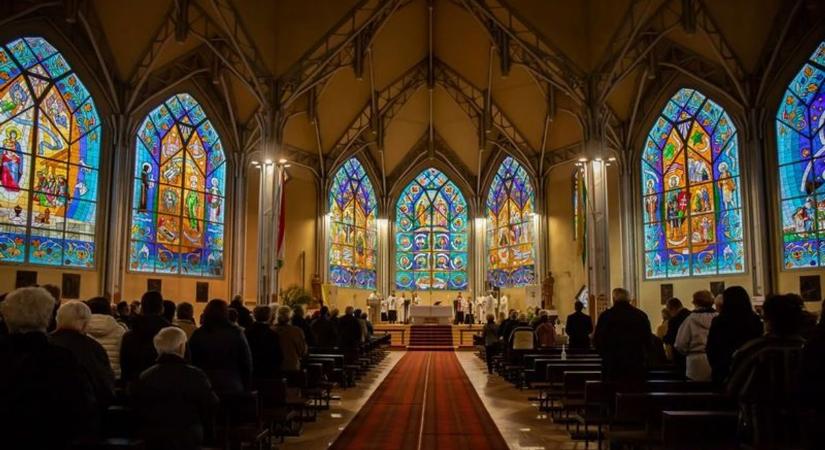 Így alakul a karácsonyi miserend Dunaújvárosban