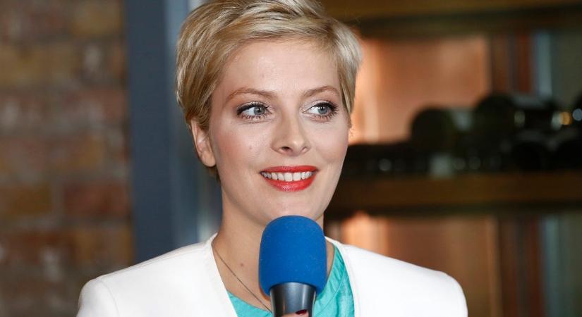 Smink nélkül mutatta meg az arcát Tatár Csilla, trükközéssel vádolták a kommentelők