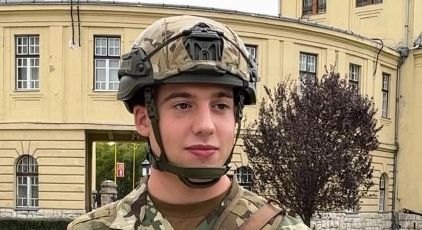 Schóbert Norbert Jr. a Háborúellenes gyűlésen: „Mindenkinek látom a szemében a hazaszeretetet és pozitivitást"