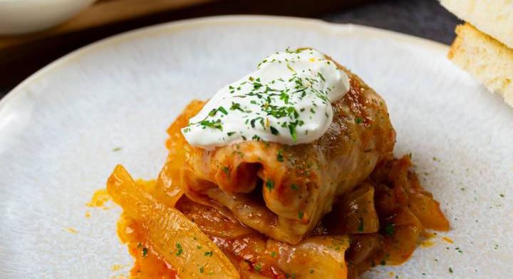 Szaftos, sütőben sült töltött káposzta: nincs karácsony nélküle