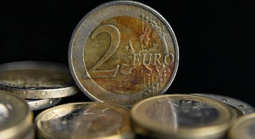 Túrd fel a fiókodat: ezek a 2 eurós érmék egy kisebb vagyont érnek