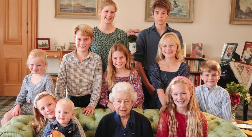 18 éves lett II. Erzsébet legkisebb unokája, akit évente csak egyszer látunk