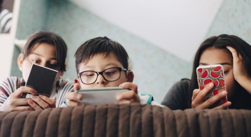 Gyermekjogi biztos: Napjainkban a digitális függőség a legsúlyosabb probléma a gyerekeknél