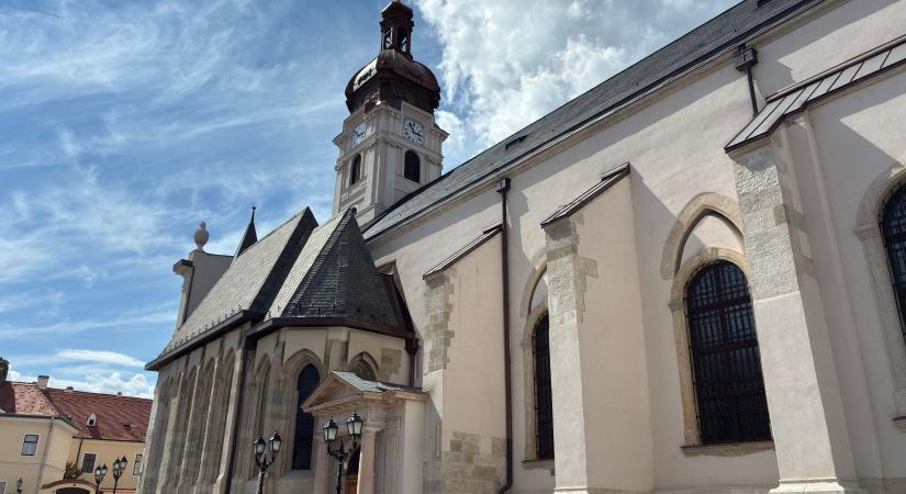 Hitélet Győrben – A Nagyboldogasszony Székesegyház