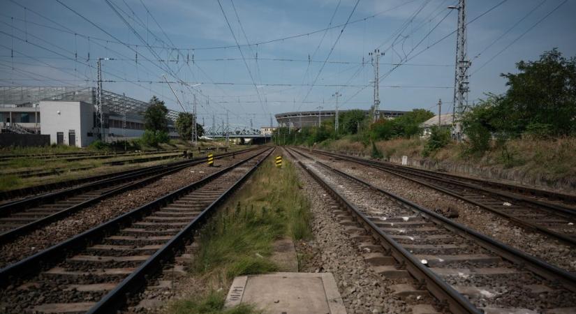 Késnek a vonatok Prága és Pozsony felől