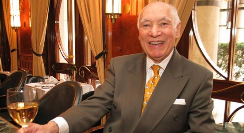 Aki feltalálta a Sunday Brunch-öt – Koporsóban csempészték ki a határon