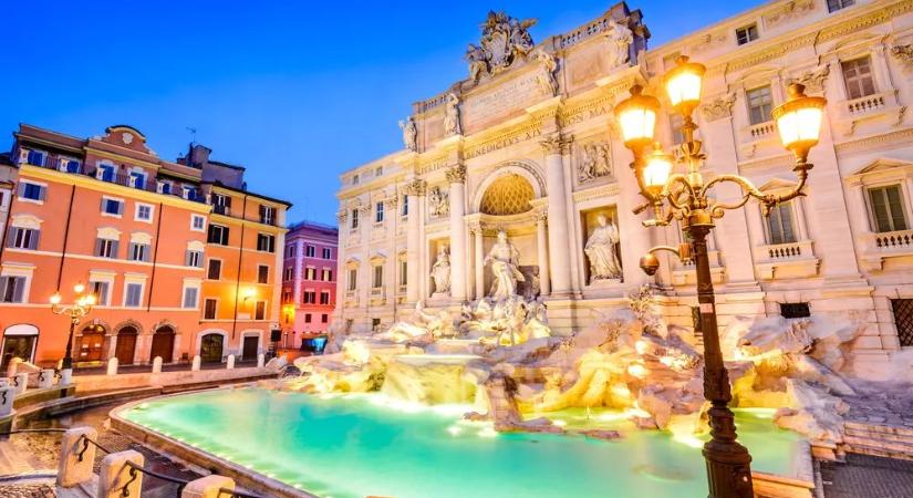 Aki pénzt akar dobni a római Trevi-kút vizébe, februártól fizetnie kell érte